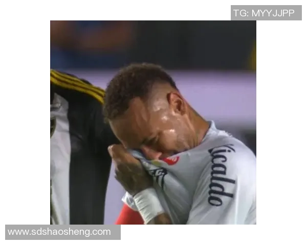 韩国足球明星因高烧缺席重要比赛球迷纷纷担忧其健康状况 韩国足球明星因高烧缺席重要比赛球迷纷纷担忧其健康状况