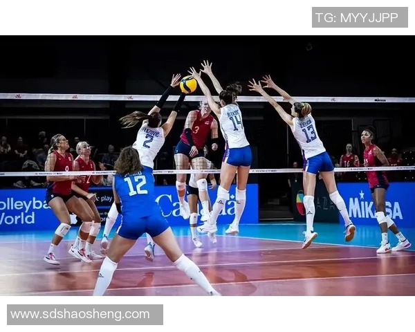 成都网球队在世锦赛积分榜上以95分稳居第一名展现强劲实力 成都网球队在世锦赛积分榜上以95分稳居第一名展现强劲实力