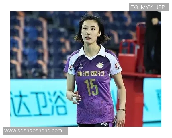 重庆排球队荣登排球灵活性排行榜第五名展现卓越实力与潜力 重庆排球队荣登排球灵活性排行榜第五名展现卓越实力与潜力